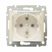 Розетка влагозащищённая Legrand Valena 774120, IP44, слоновая кость, с крышкой и шторками